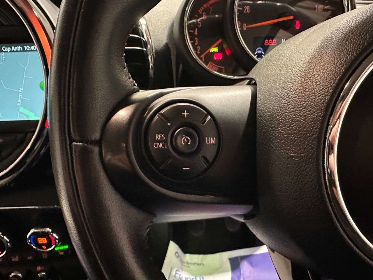 2017 MINI CLUBMAN 2017 MINI CLUBMAN