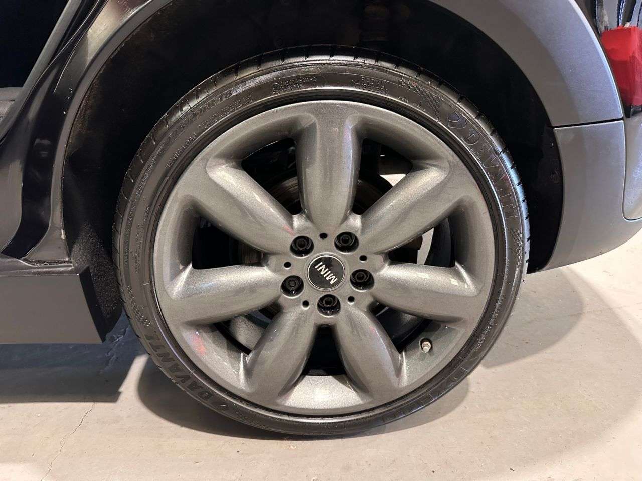 2017 MINI CLUBMAN 2017 MINI CLUBMAN