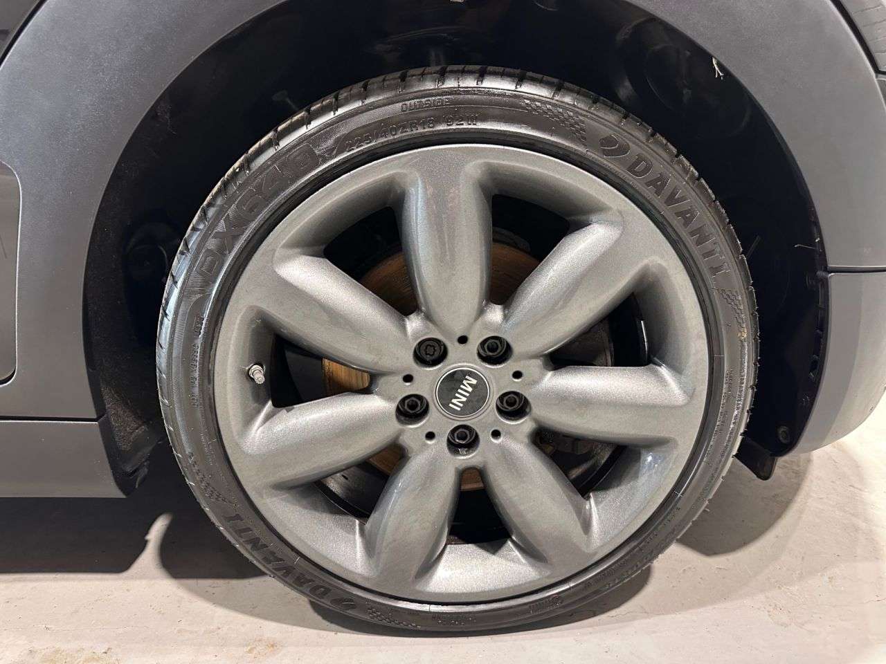 2017 MINI CLUBMAN 2017 MINI CLUBMAN