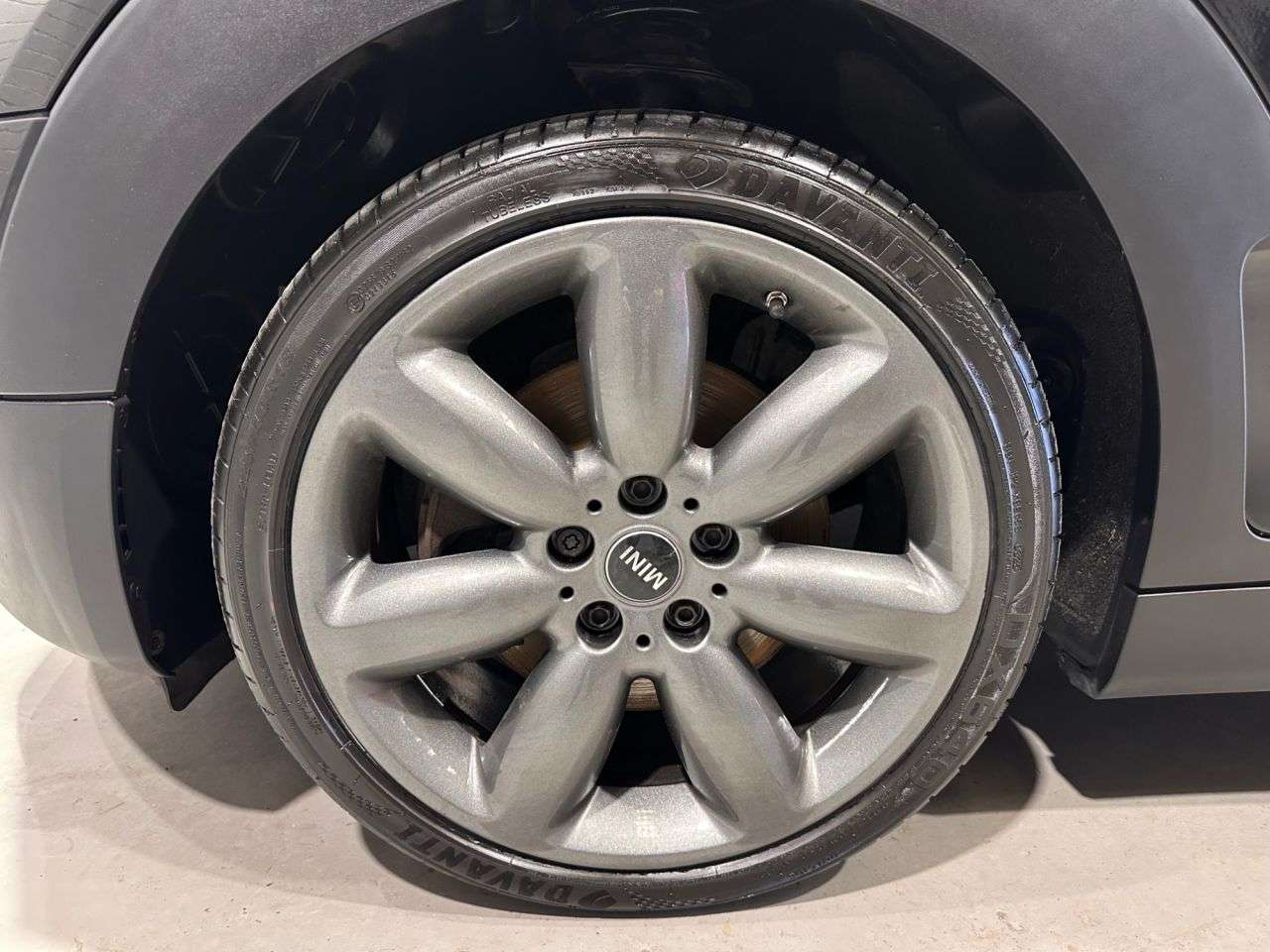 2017 MINI CLUBMAN 2017 MINI CLUBMAN