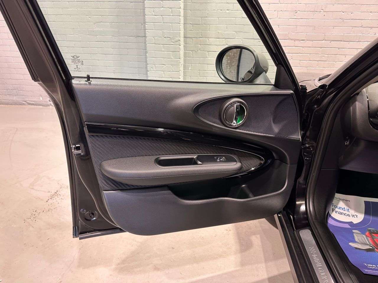 2017 MINI CLUBMAN 2017 MINI CLUBMAN