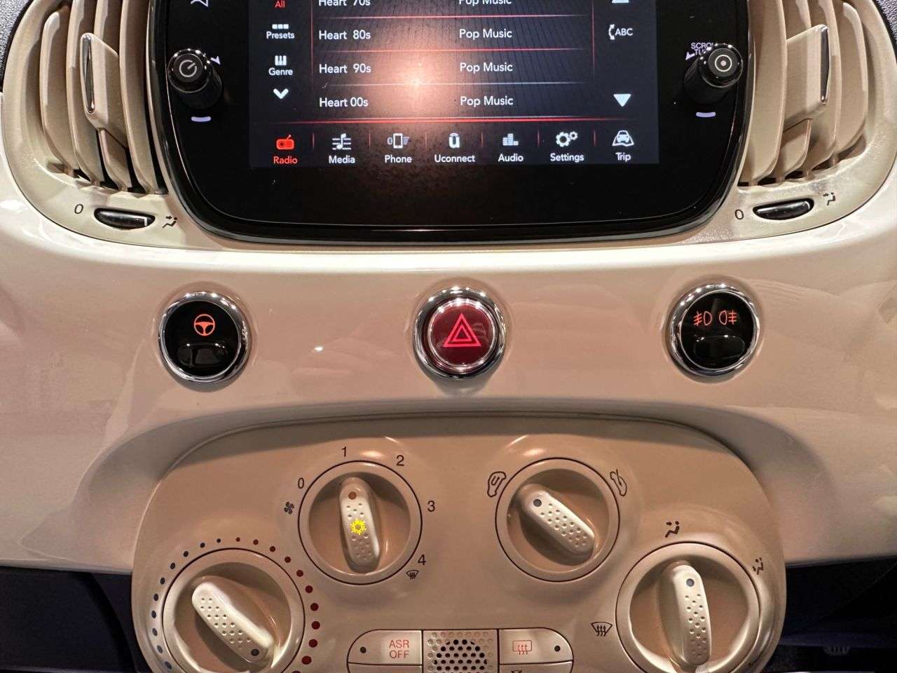 2020 FIAT 500 2020 FIAT 500