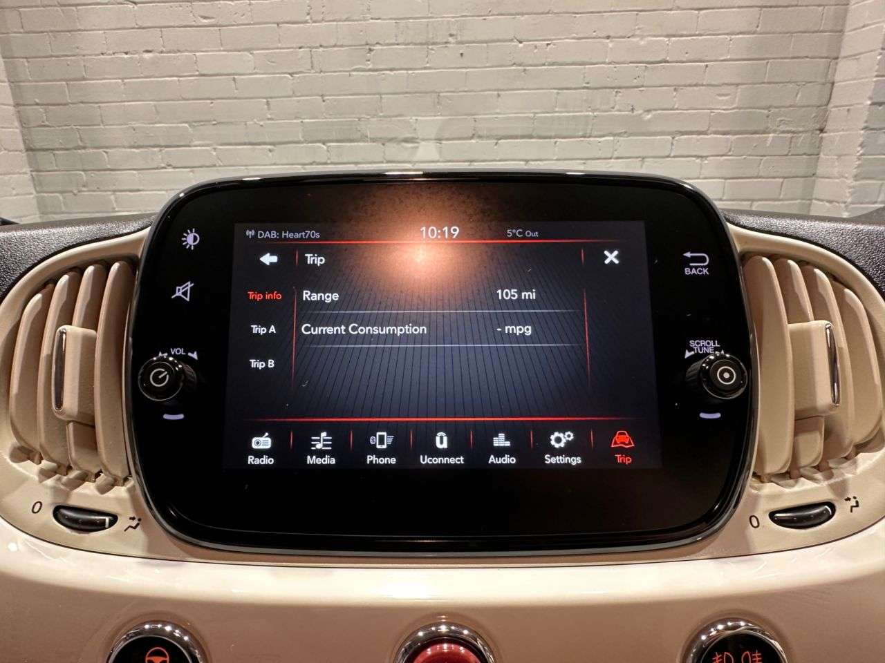 2020 FIAT 500 2020 FIAT 500