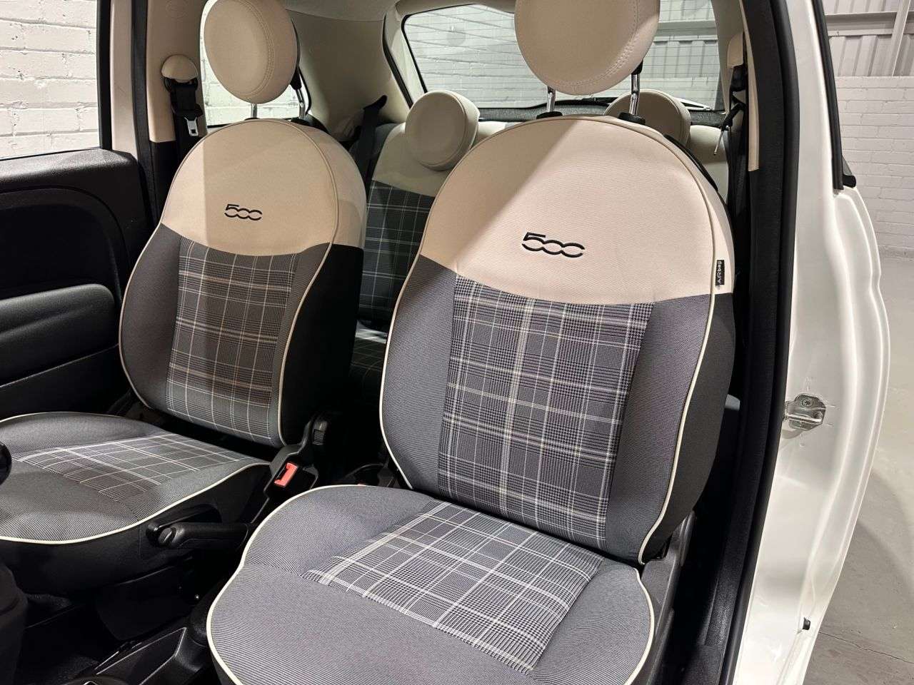 2020 FIAT 500 2020 FIAT 500