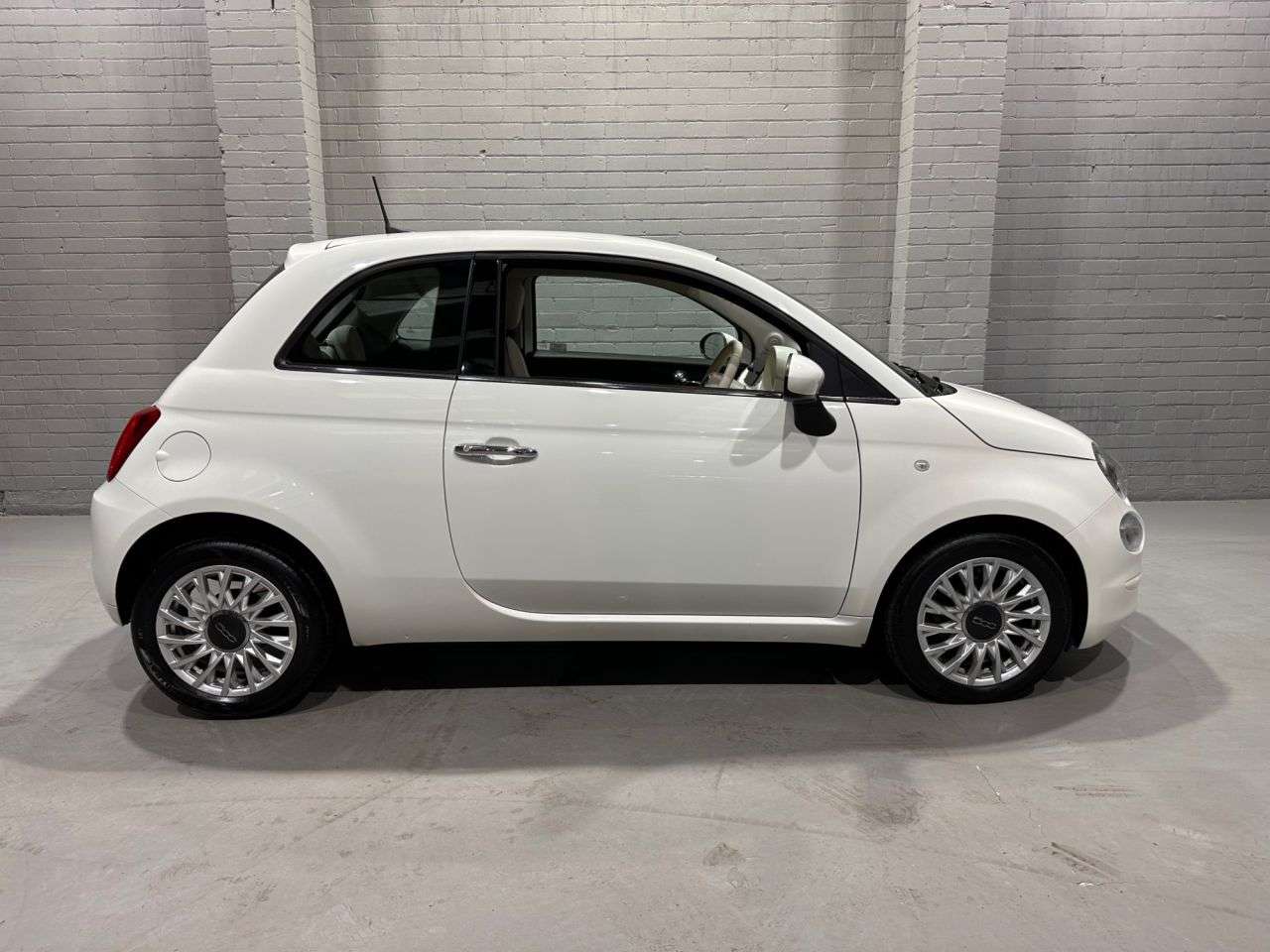 2020 FIAT 500 2020 FIAT 500