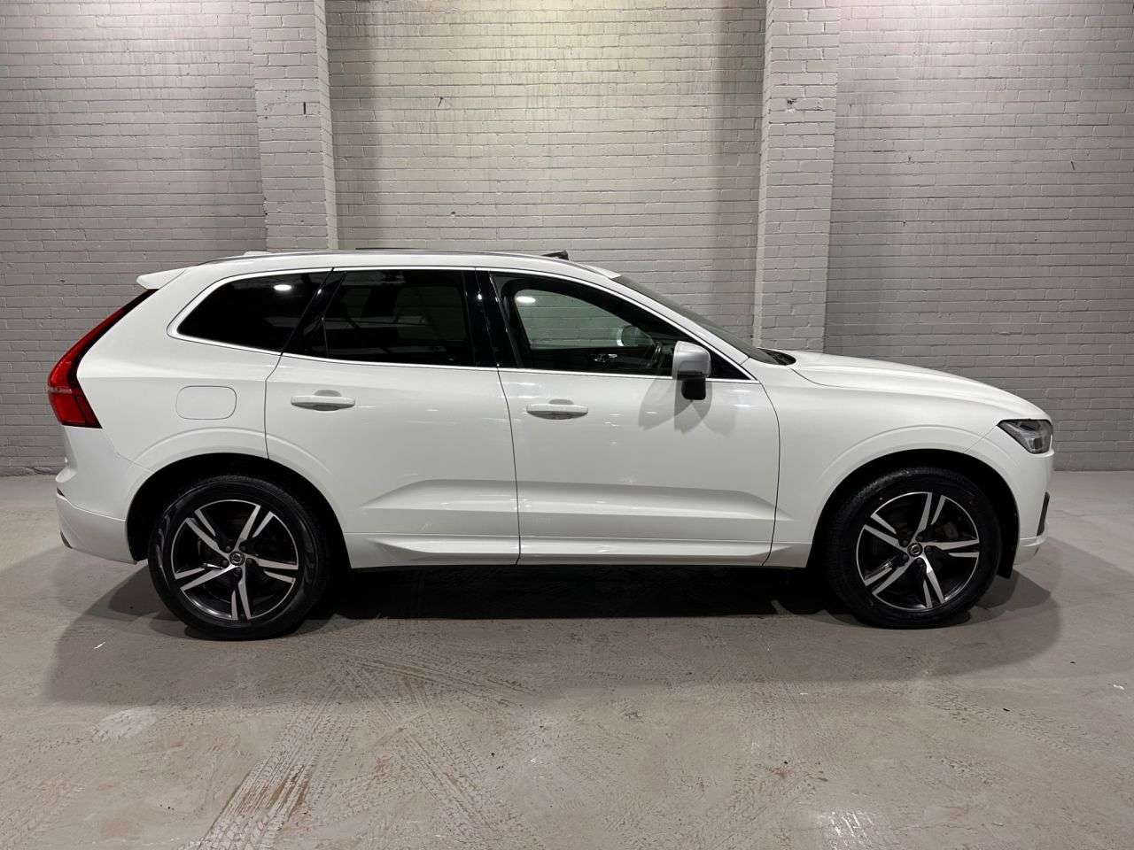 2019 VOLVO XC60 2019 VOLVO XC60