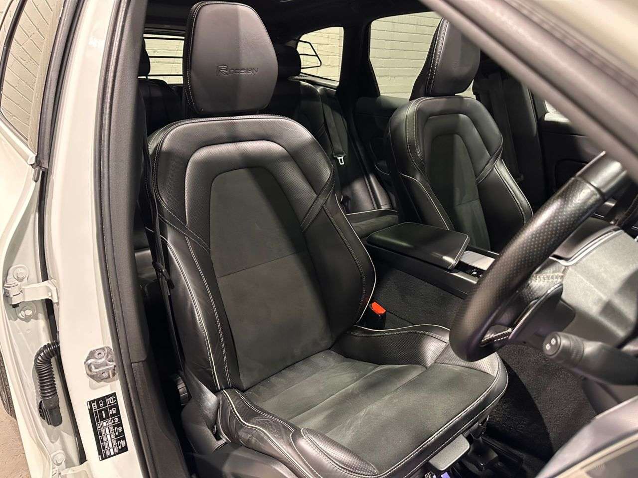 2019 VOLVO XC60 2019 VOLVO XC60