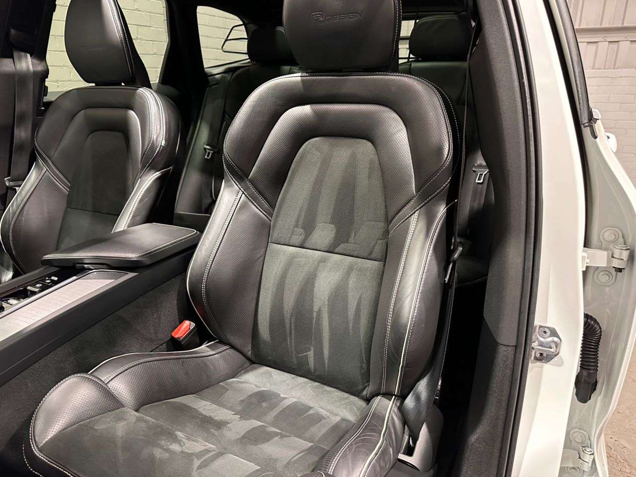 2019 VOLVO XC60 2019 VOLVO XC60