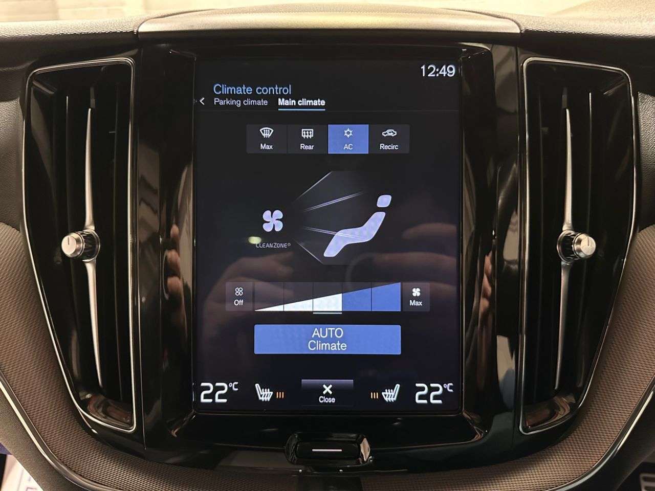 2019 VOLVO XC60 2019 VOLVO XC60