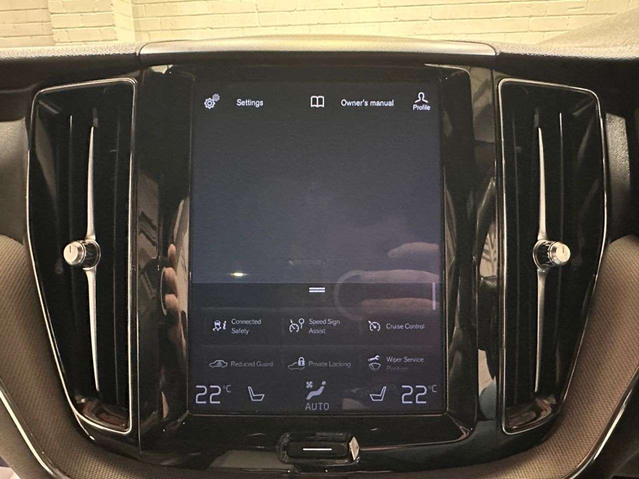 2019 VOLVO XC60 2019 VOLVO XC60