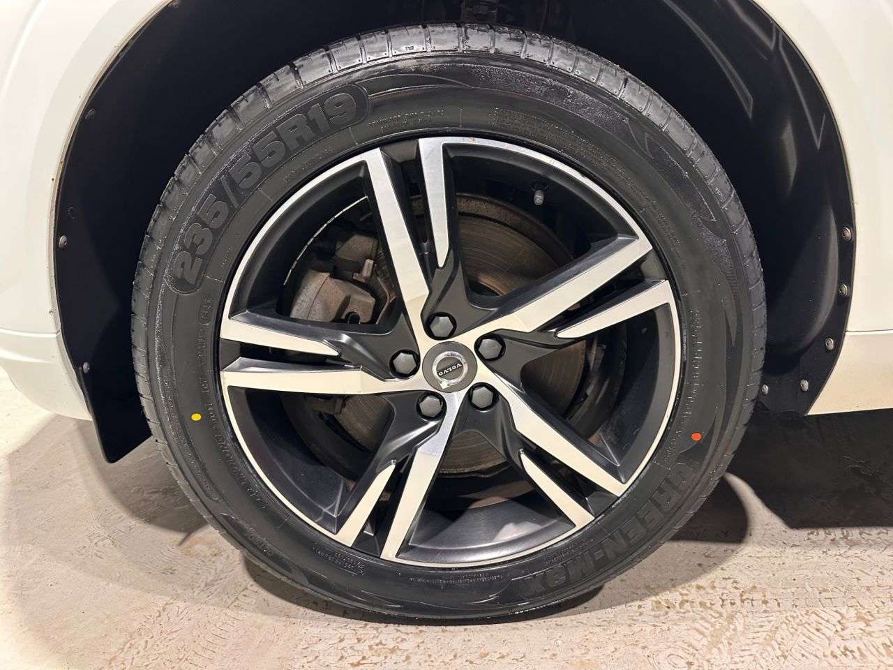 2019 VOLVO XC60 2019 VOLVO XC60