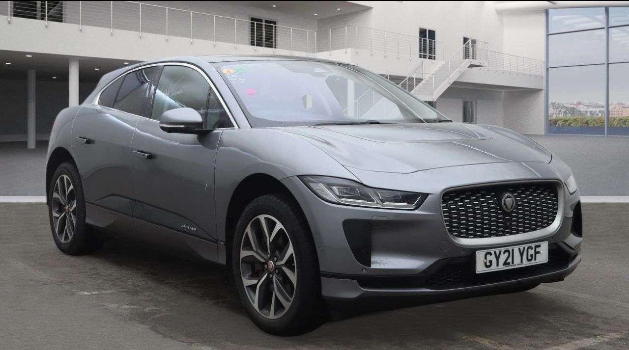 A 2021 JAGUAR I-PACE 400 90kWh HSE SUV 5dr Electric Auto 4WD (400 ps) A 2021 JAGUAR I-PACE 400 90kWh HSE SUV 5dr Electric Auto 4WD (400 ps)