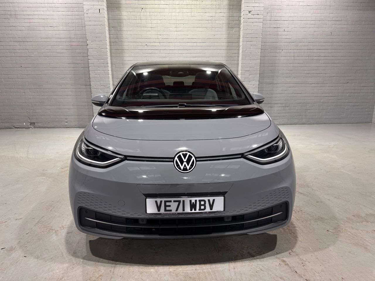 A 2022 VOLKSWAGEN ID.3 Pro Performance 58kWh Family Hatchback 5dr Electric Auto (204 ps) A 2022 VOLKSWAGEN ID.3 Pro Performance 58kWh Family Hatchback 5dr Electric Auto (204 ps)