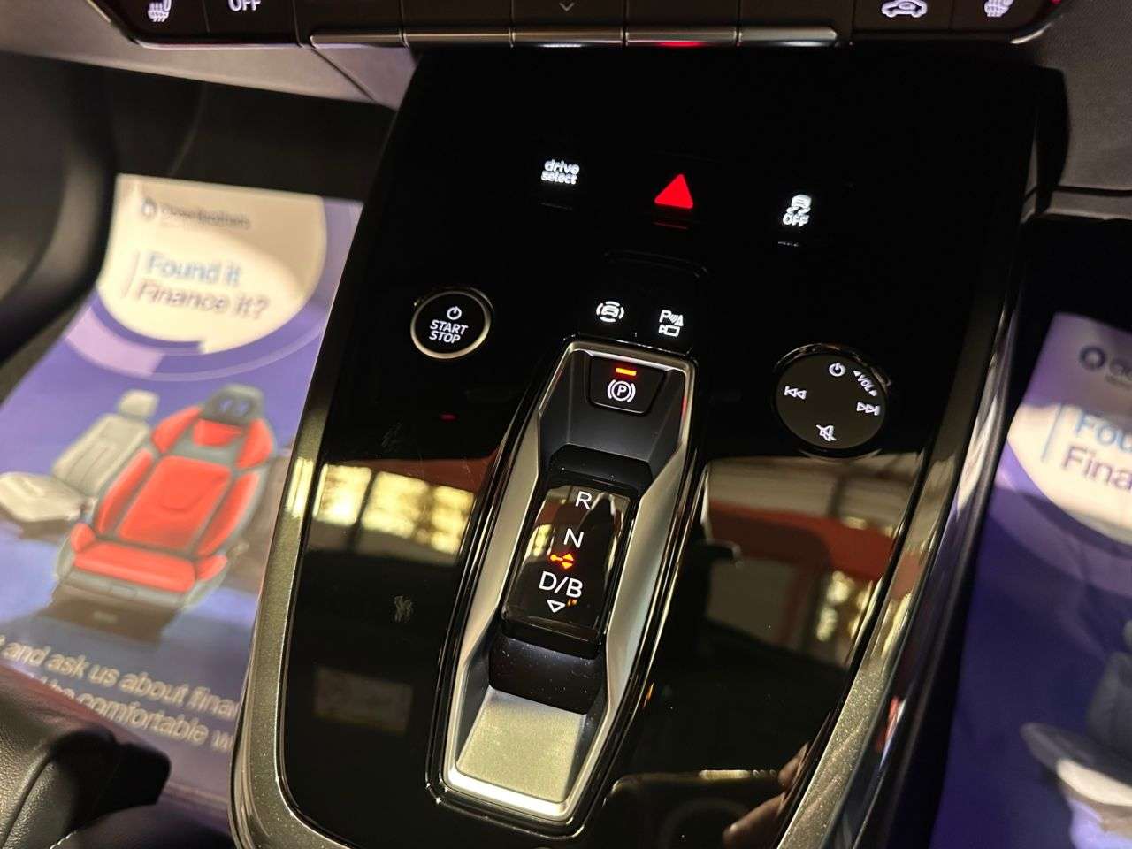 2022 AUDI Q4 E-TRON 2022 AUDI Q4 E-TRON