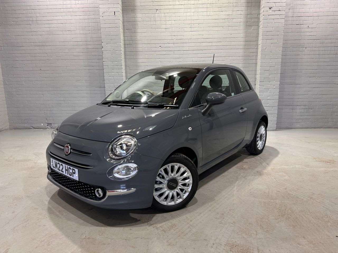 A 2022 FIAT 500 1.0 MHEV Dolcevita Hatchback 3dr Petrol Manual Euro 6 (s/s) (70 bhp) A 2022 FIAT 500 1.0 MHEV Dolcevita Hatchback 3dr Petrol Manual Euro 6 (s/s) (70 bhp)
