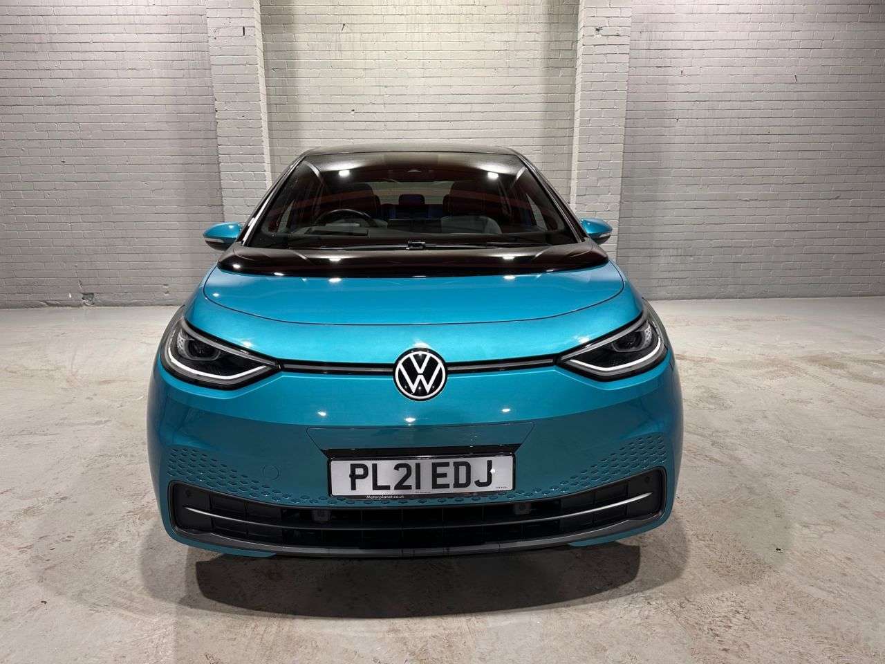 A 2021 VOLKSWAGEN ID.3 Pro Performance 58kWh Max Hatchback 5dr Electric Auto (204 ps) A 2021 VOLKSWAGEN ID.3 Pro Performance 58kWh Max Hatchback 5dr Electric Auto (204 ps)