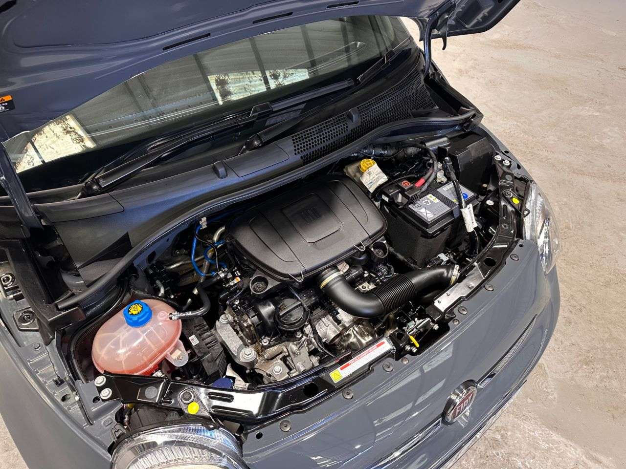 2021 FIAT 500 2021 FIAT 500