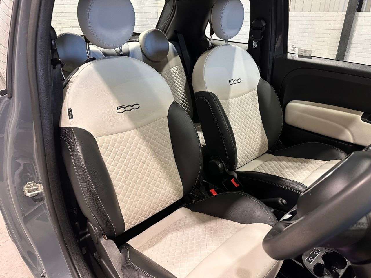 2021 FIAT 500 2021 FIAT 500