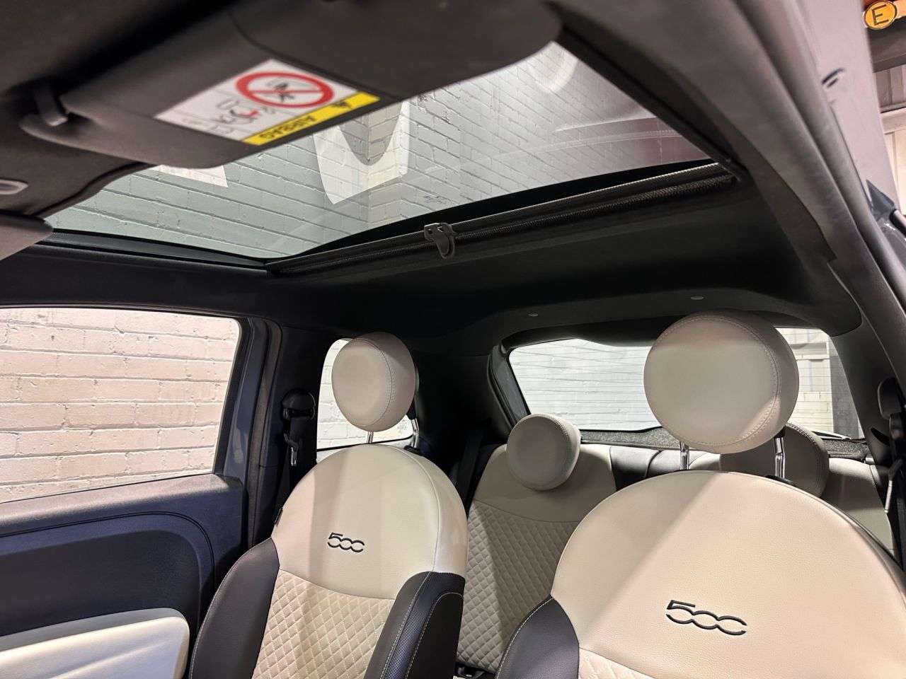 2021 FIAT 500 2021 FIAT 500