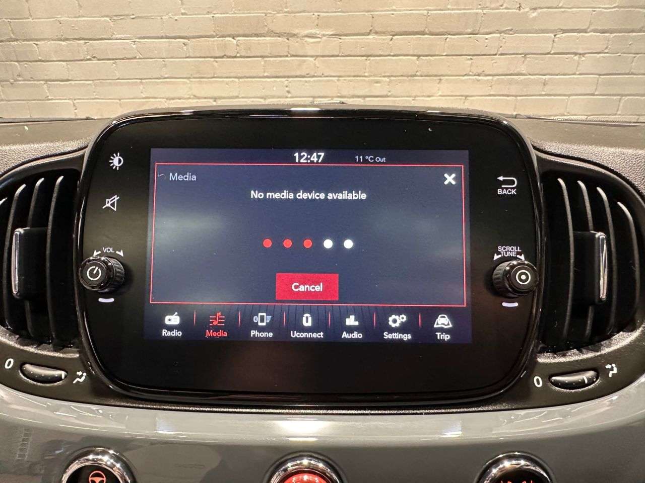 2021 FIAT 500 2021 FIAT 500