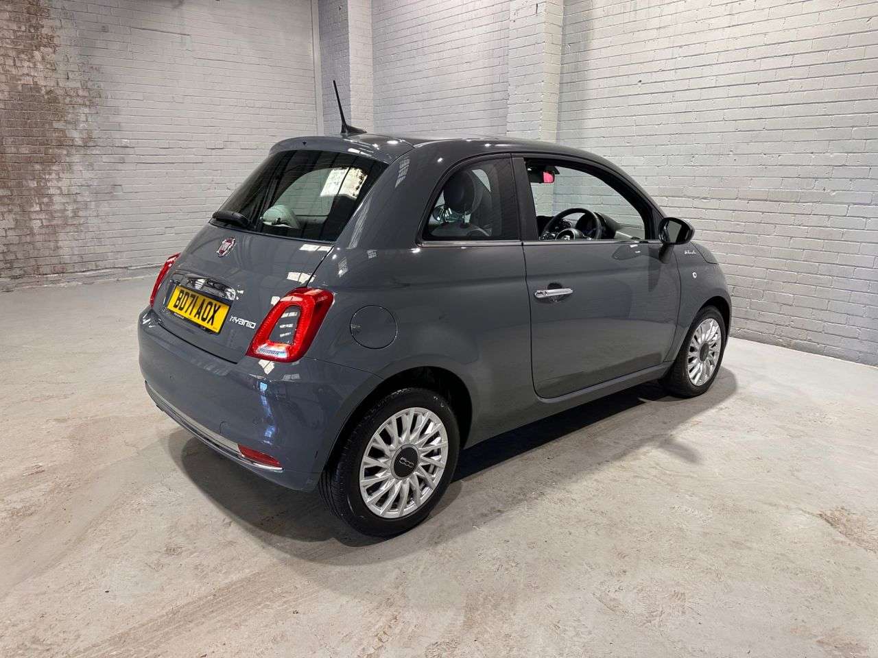 2021 FIAT 500 2021 FIAT 500