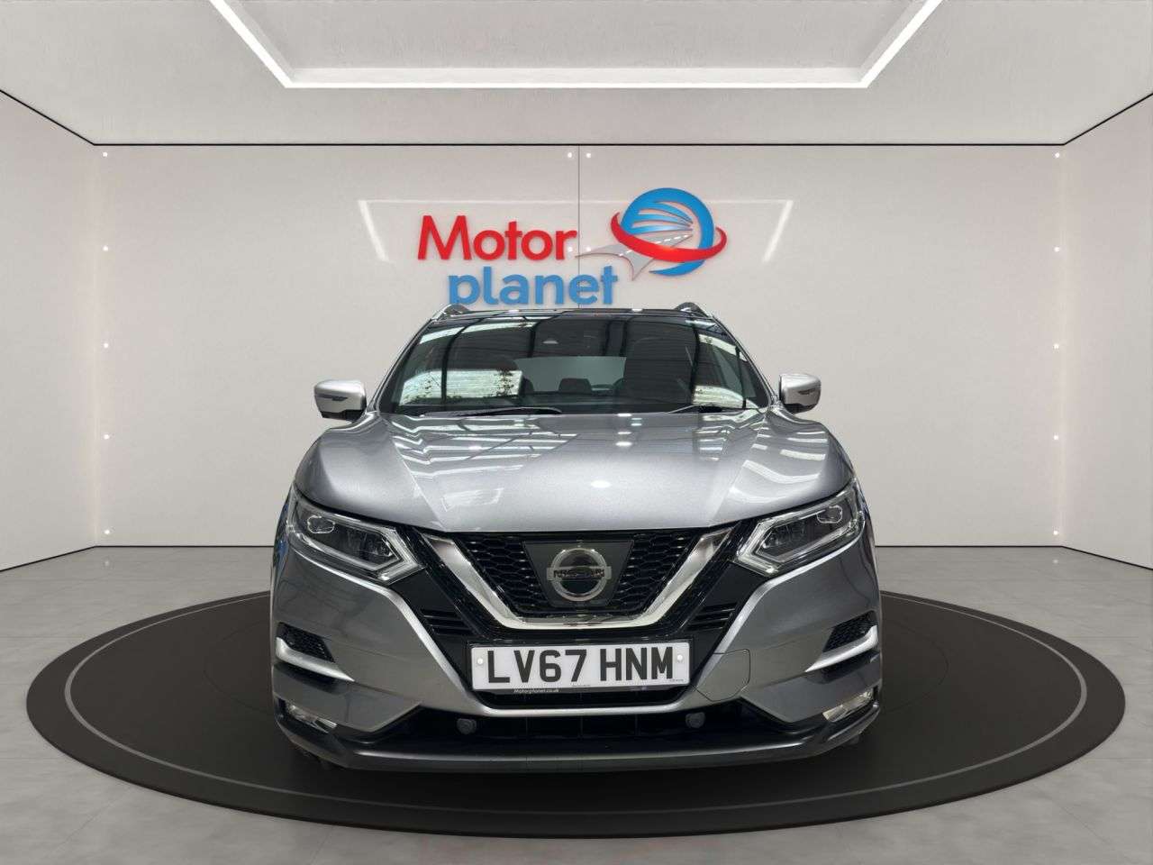 A 2017 NISSAN QASHQAI 1.2 DIG-T Tekna+ SUV 5dr Petrol Manual Euro 6 (s/s) (115 ps) A 2017 NISSAN QASHQAI 1.2 DIG-T Tekna+ SUV 5dr Petrol Manual Euro 6 (s/s) (115 ps)