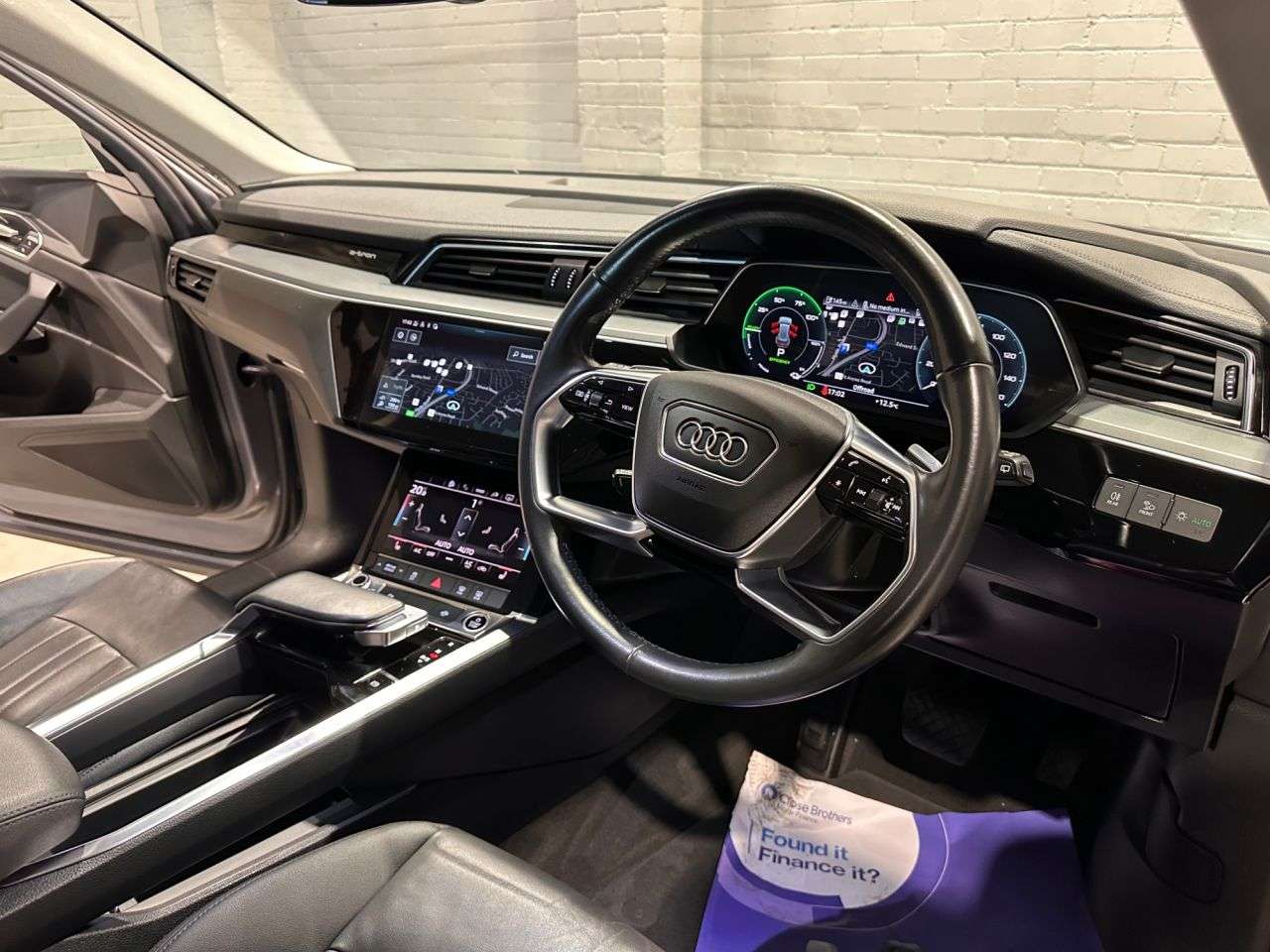 2021 AUDI E-TRON 2021 AUDI E-TRON