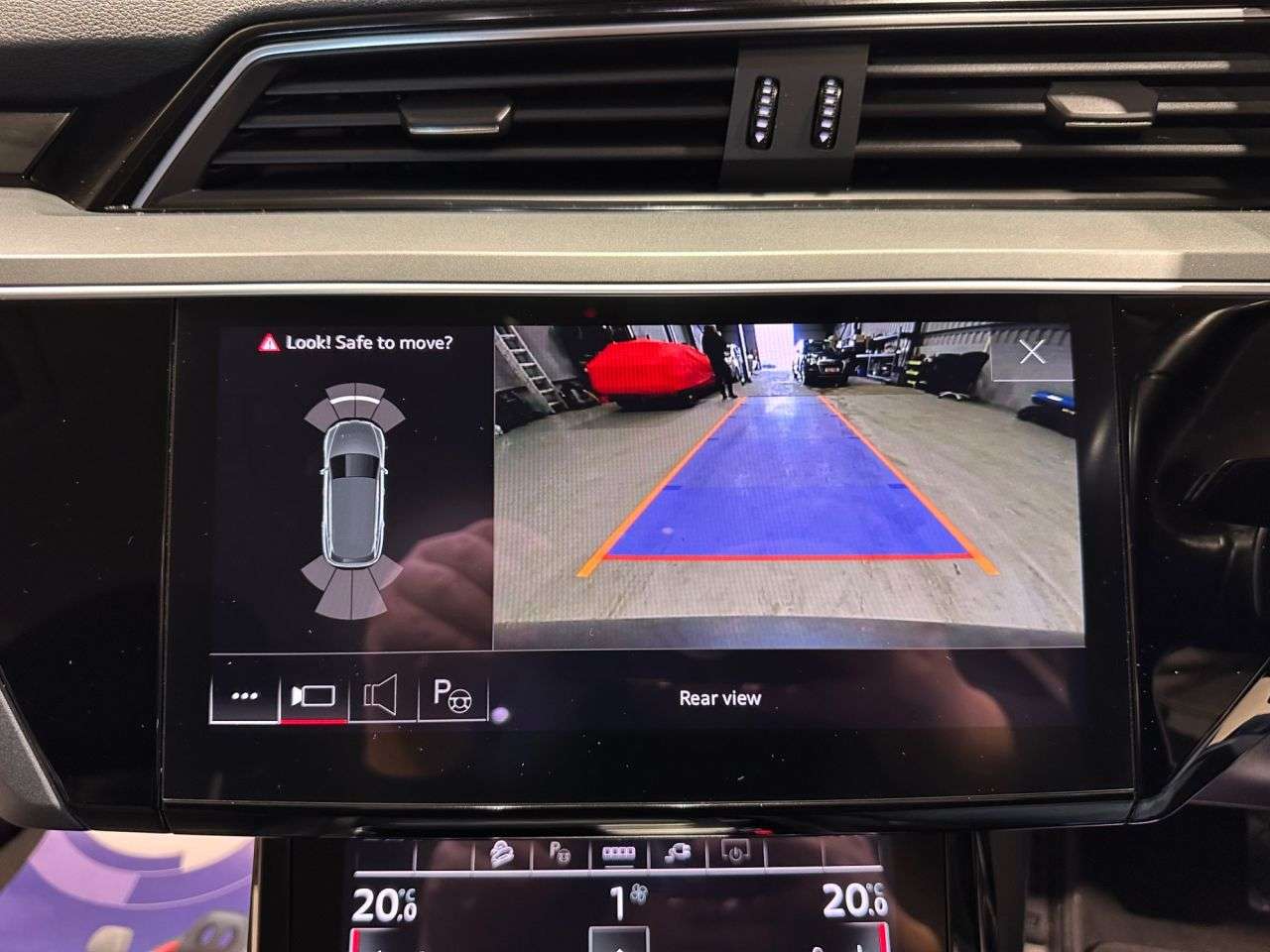 2021 AUDI E-TRON 2021 AUDI E-TRON