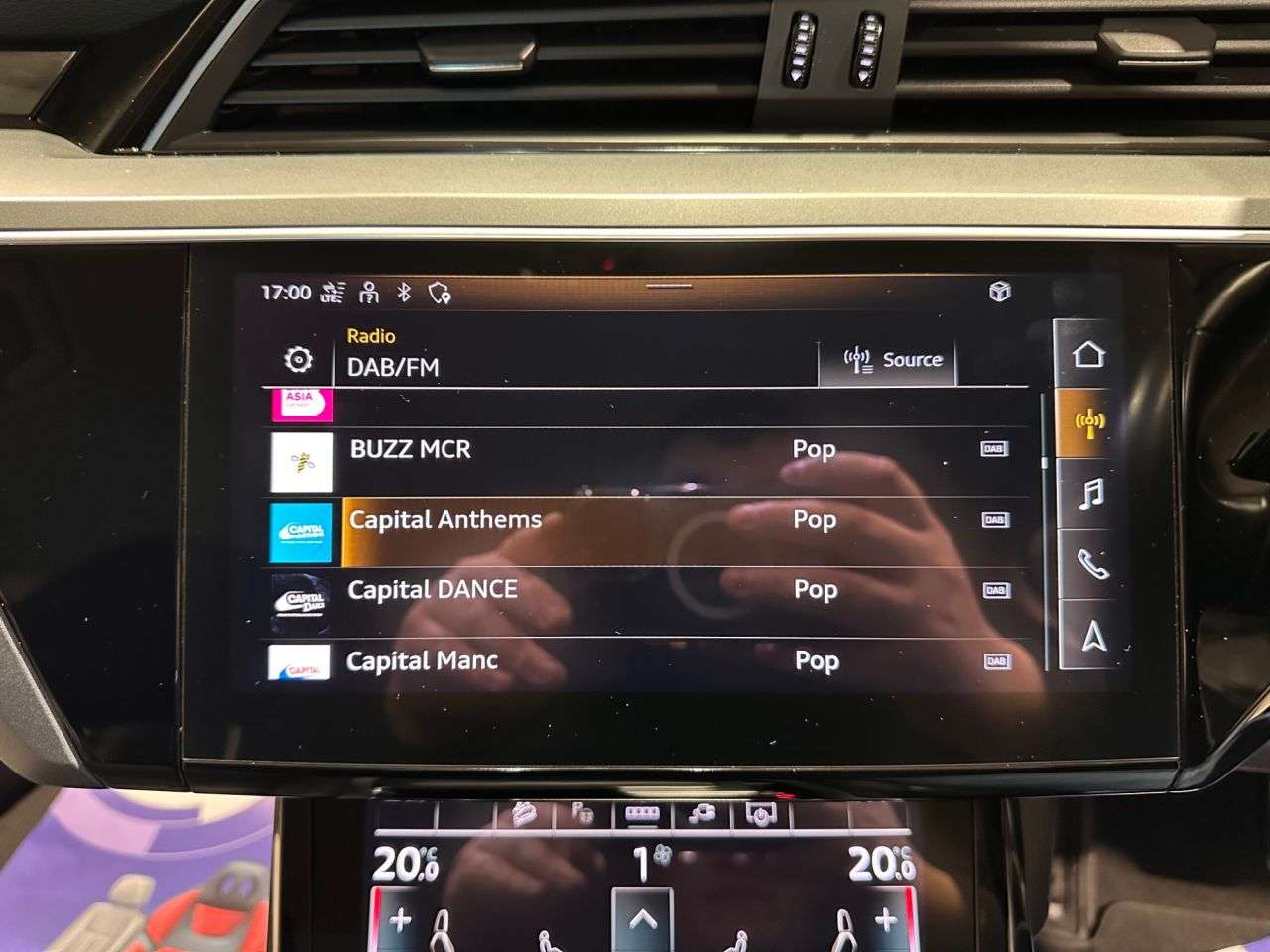 2021 AUDI E-TRON 2021 AUDI E-TRON