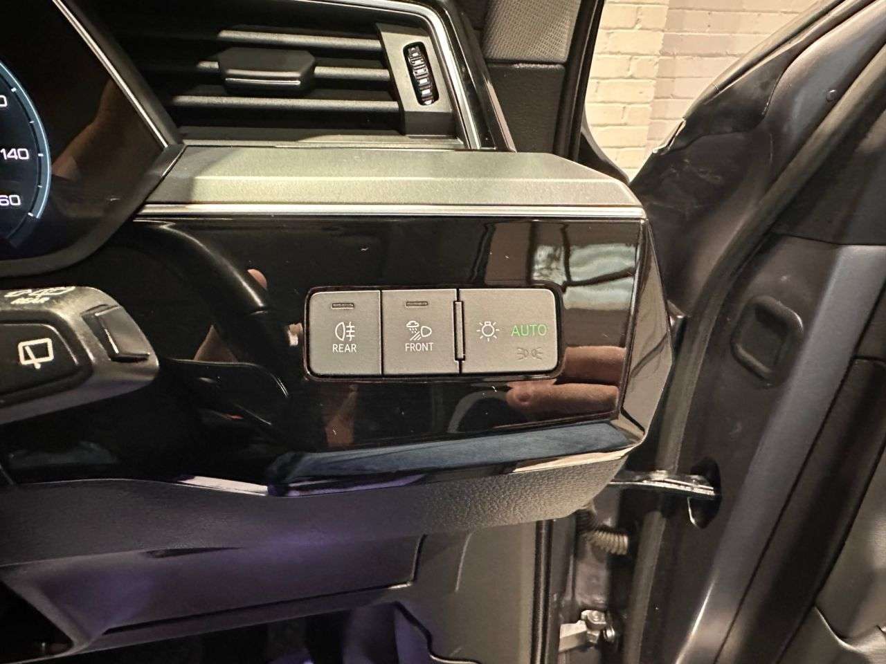 2021 AUDI E-TRON 2021 AUDI E-TRON