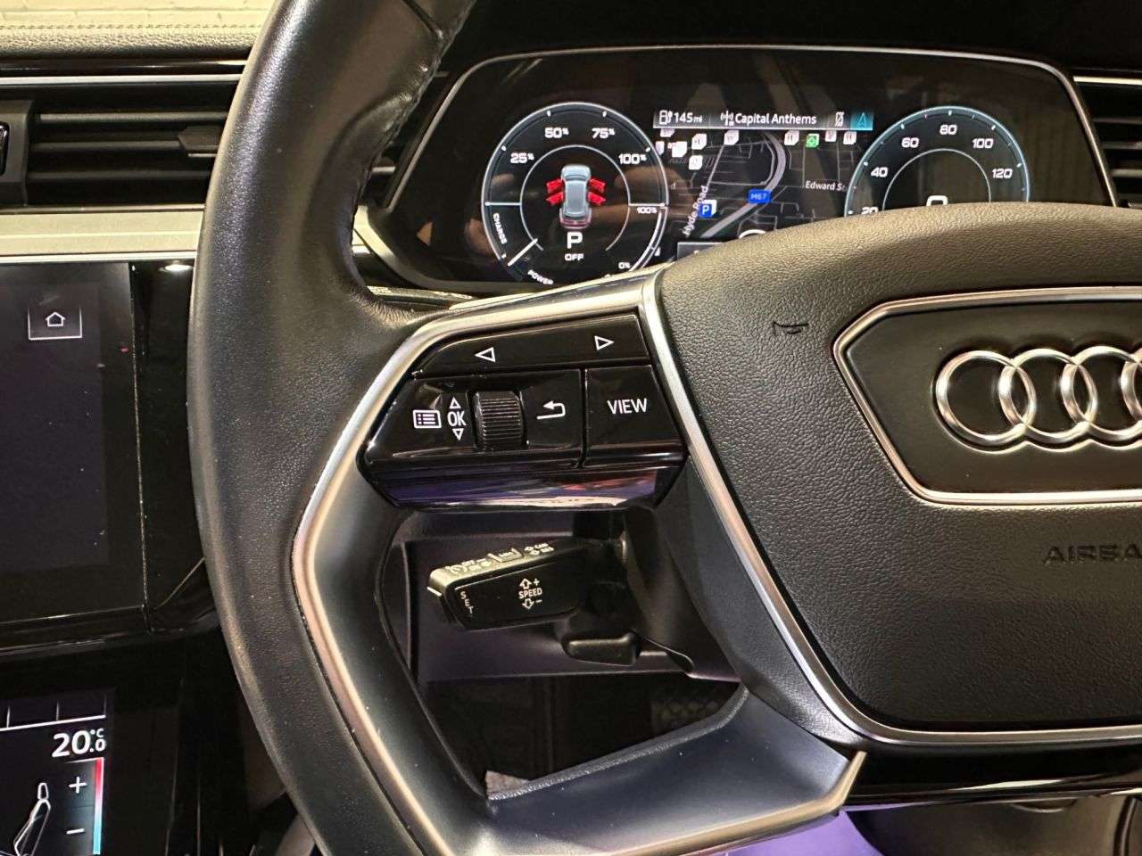 2021 AUDI E-TRON 2021 AUDI E-TRON