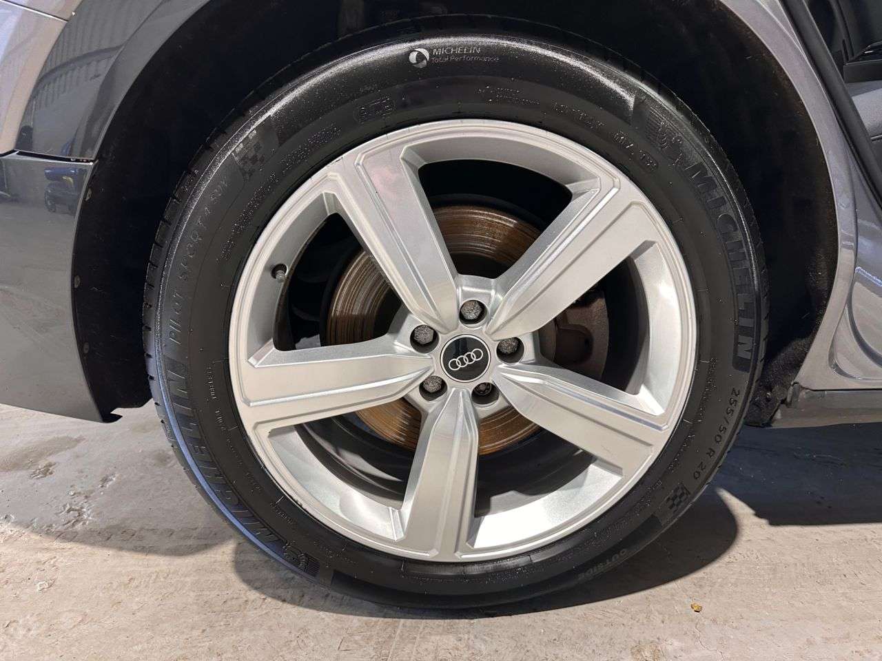 2021 AUDI E-TRON 2021 AUDI E-TRON