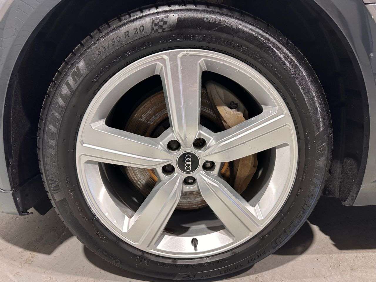 2021 AUDI E-TRON 2021 AUDI E-TRON