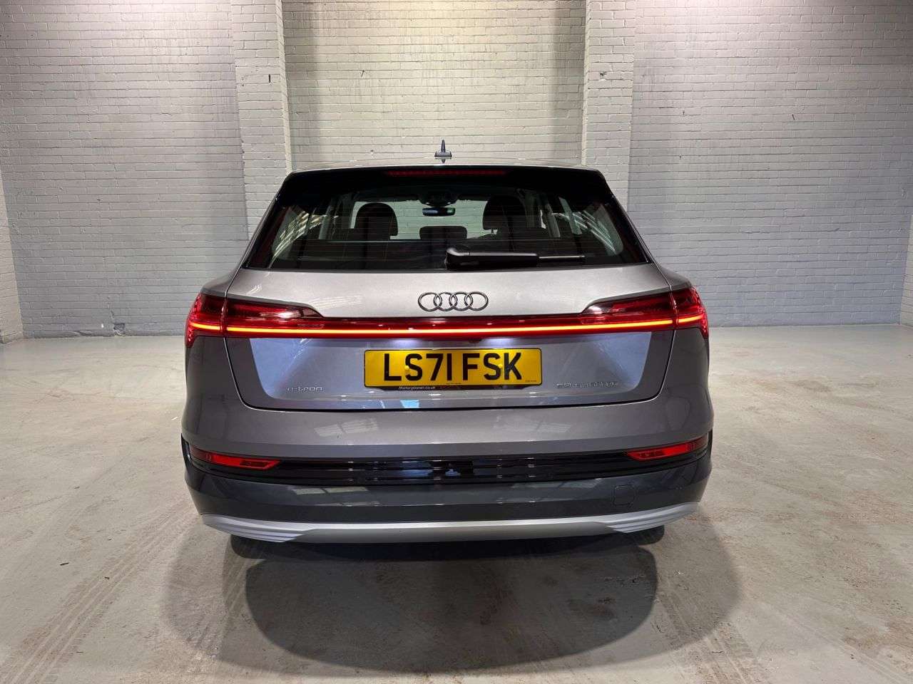 2021 AUDI E-TRON 2021 AUDI E-TRON