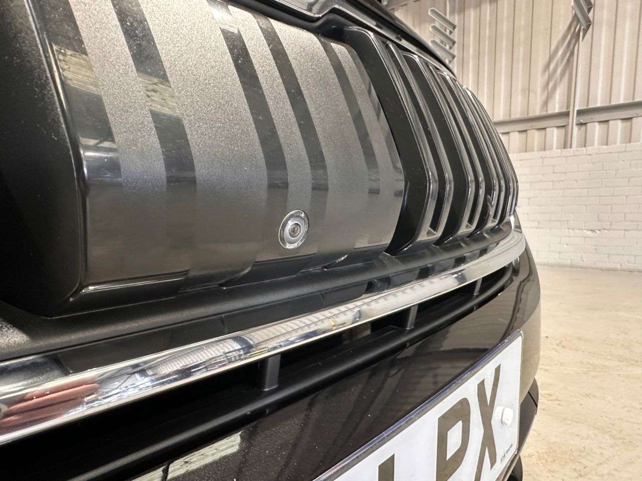 A 2017 SKODA KODIAQ 2.0 TDI Edition SUV 5dr Diesel DSG 4WD Euro 6 (s/s) (7 Seat) (150 ps) A 2017 SKODA KODIAQ 2.0 TDI Edition SUV 5dr Diesel DSG 4WD Euro 6 (s/s) (7 Seat) (150 ps)