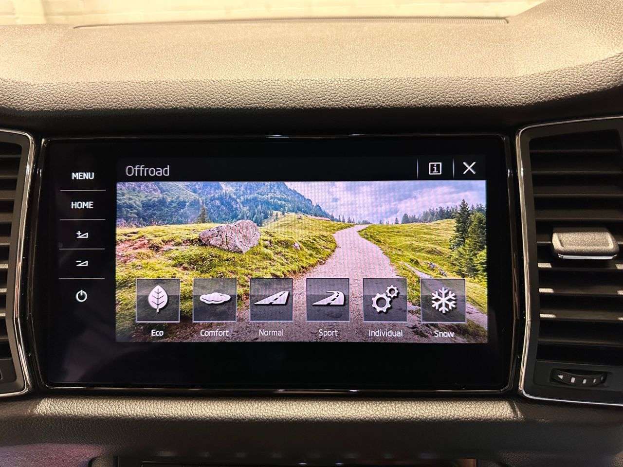 2017 SKODA KODIAQ 2017 SKODA KODIAQ