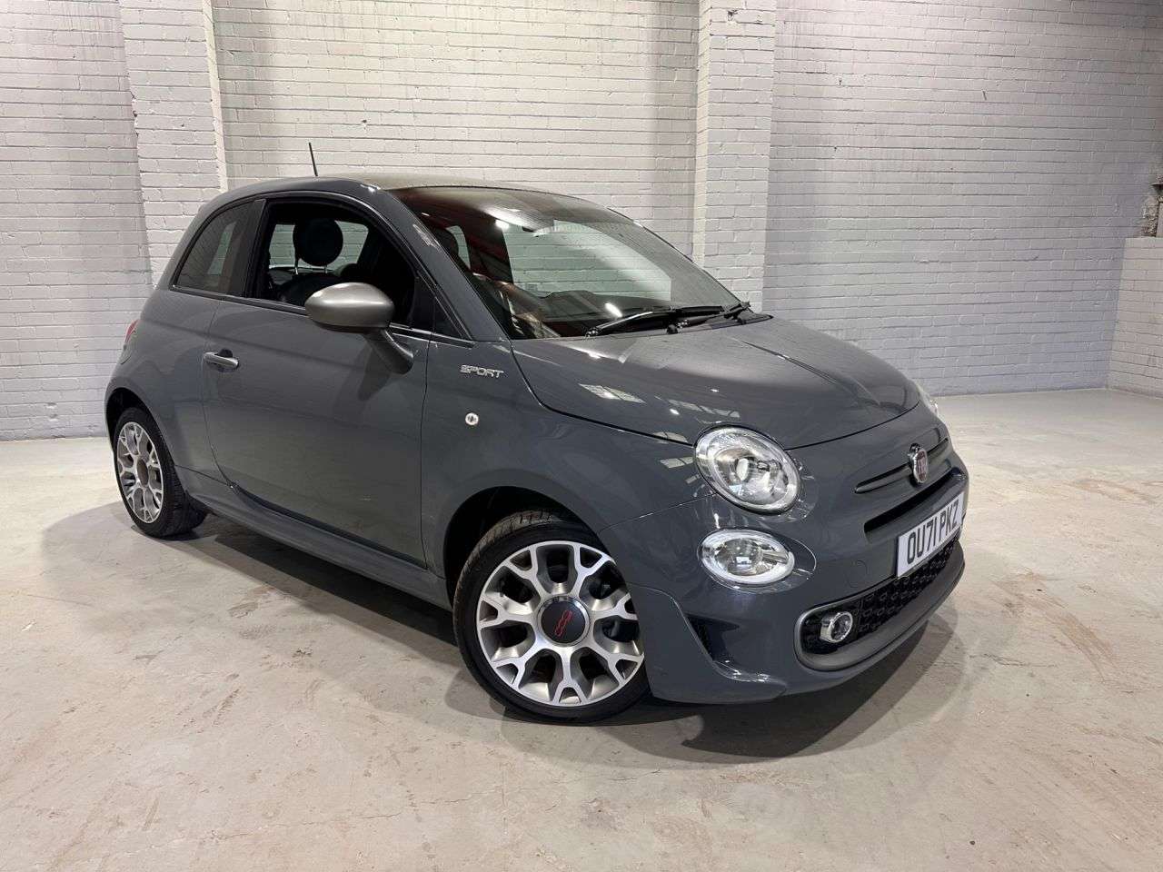 A 2021 FIAT 500 1.0 MHEV Sport Hatchback 3dr Petrol Manual Euro 6 (s/s) (70 bhp) A 2021 FIAT 500 1.0 MHEV Sport Hatchback 3dr Petrol Manual Euro 6 (s/s) (70 bhp)