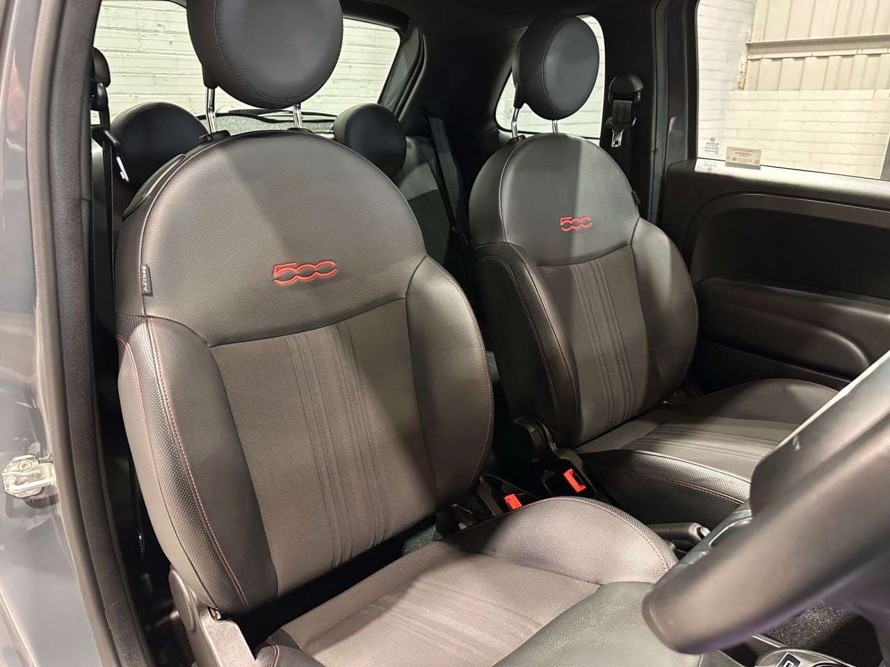 2021 FIAT 500 2021 FIAT 500