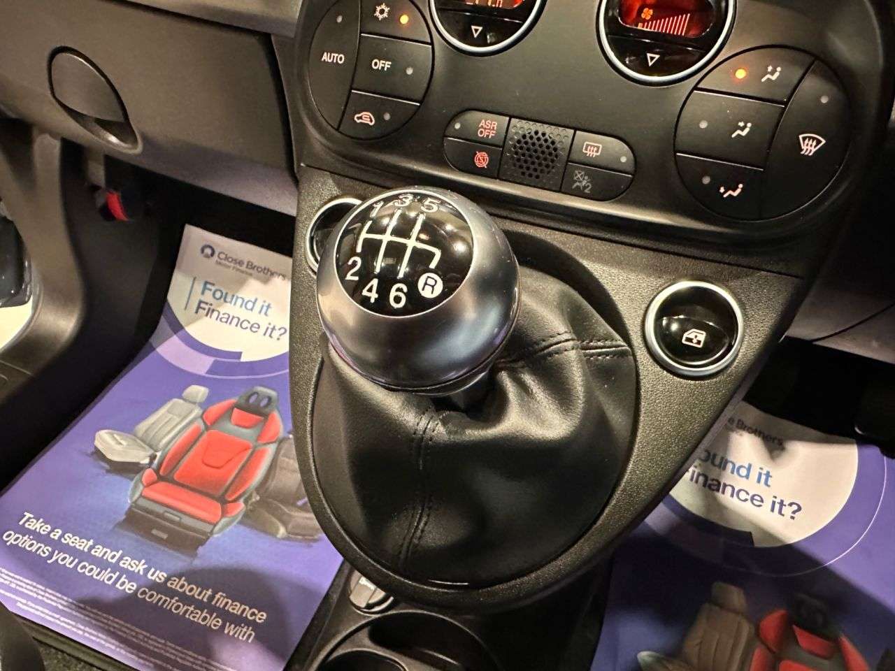 2021 FIAT 500 2021 FIAT 500