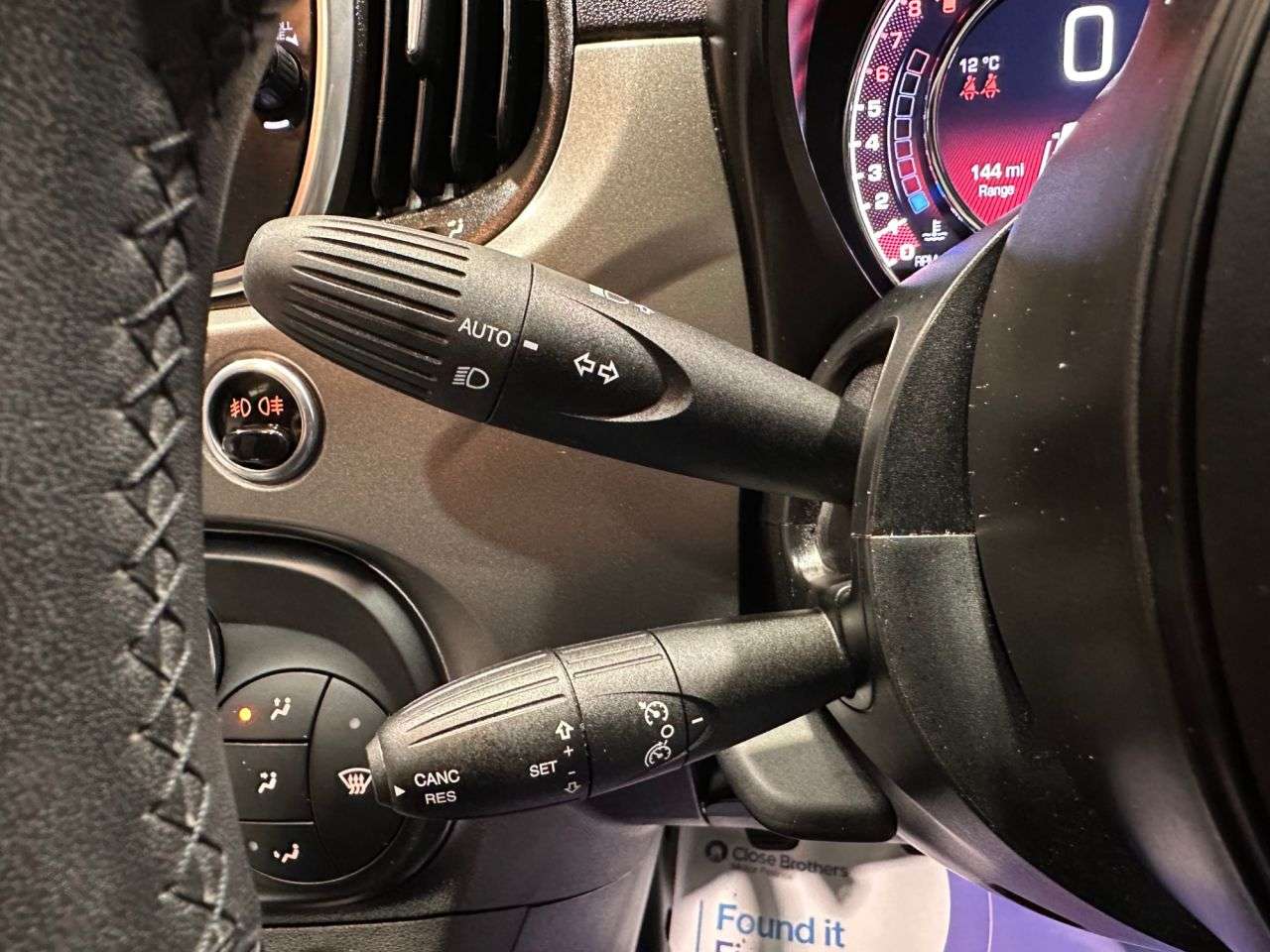 2021 FIAT 500 2021 FIAT 500