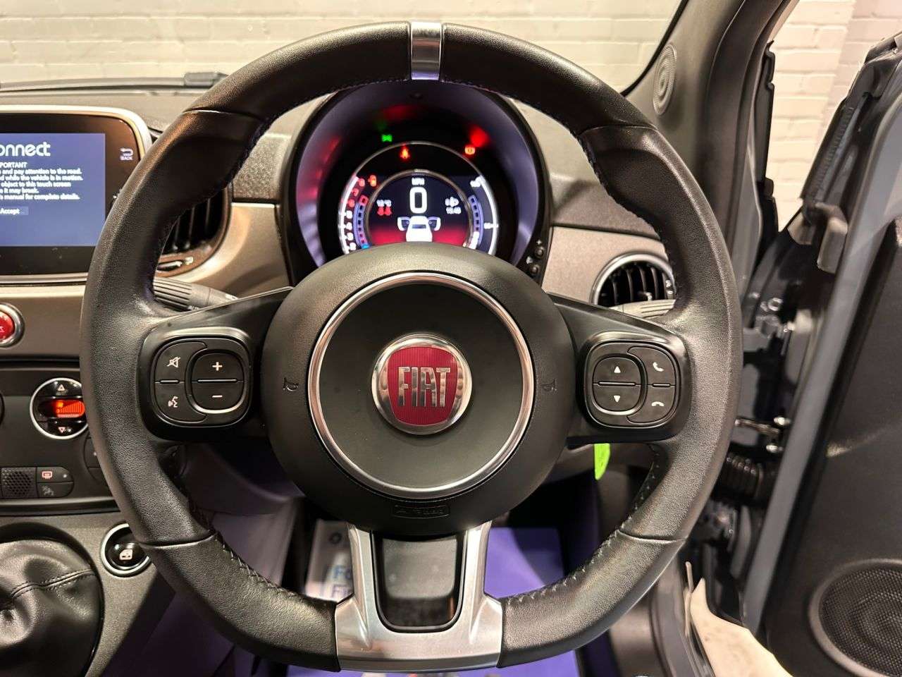 2021 FIAT 500 2021 FIAT 500