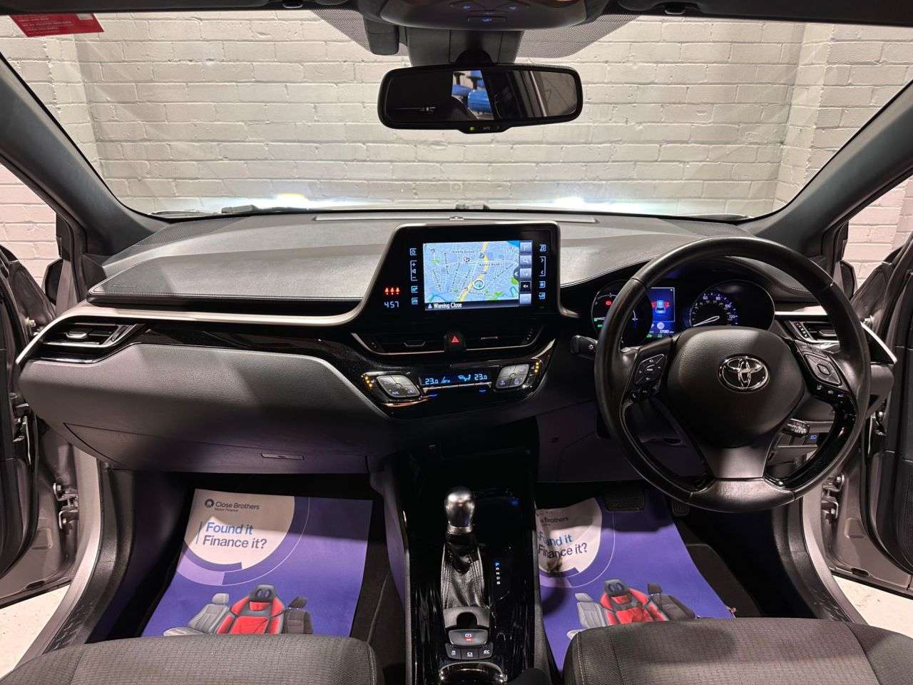 2018 TOYOTA C-HR 2018 TOYOTA C-HR