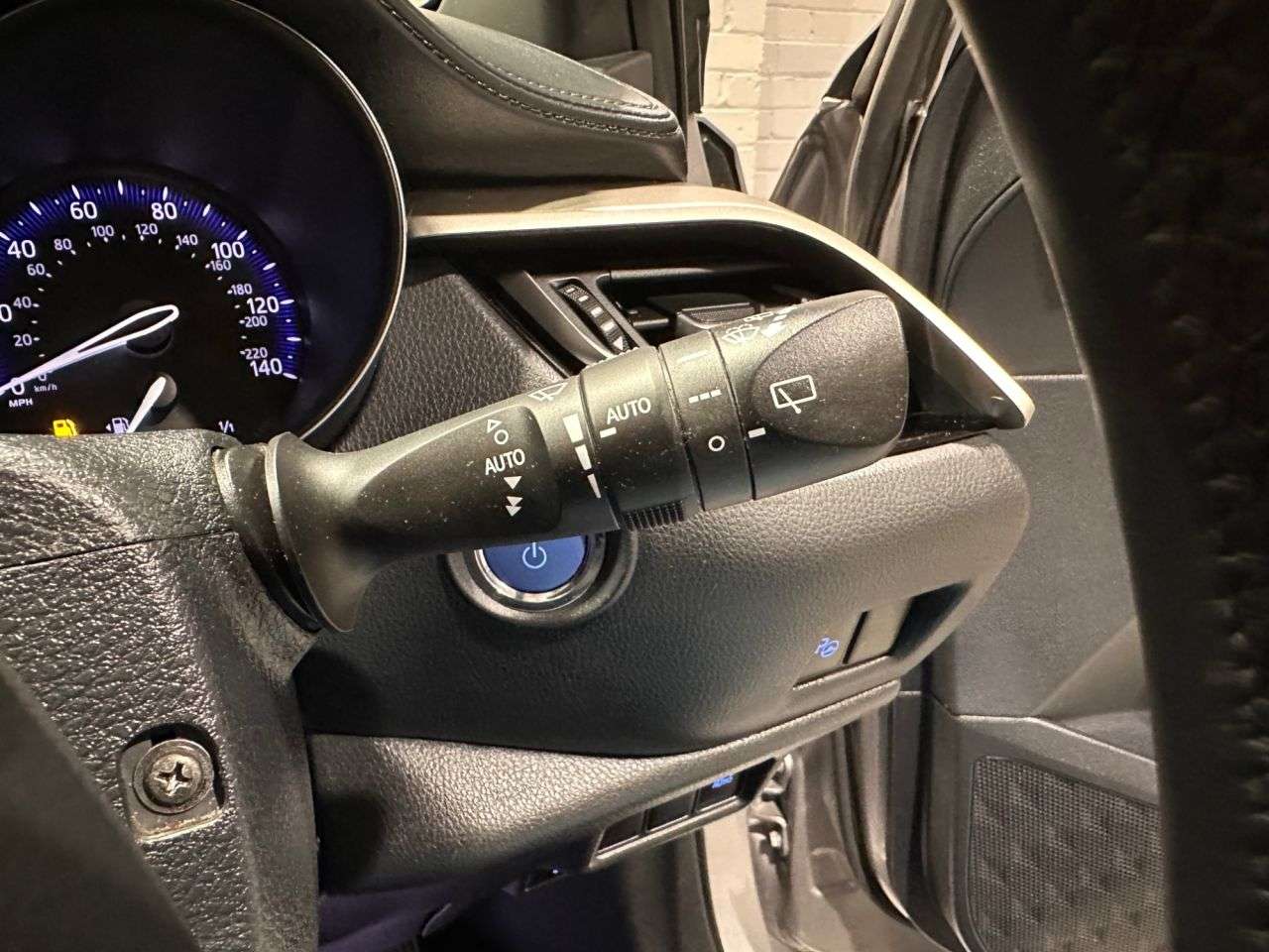 2018 TOYOTA C-HR 2018 TOYOTA C-HR