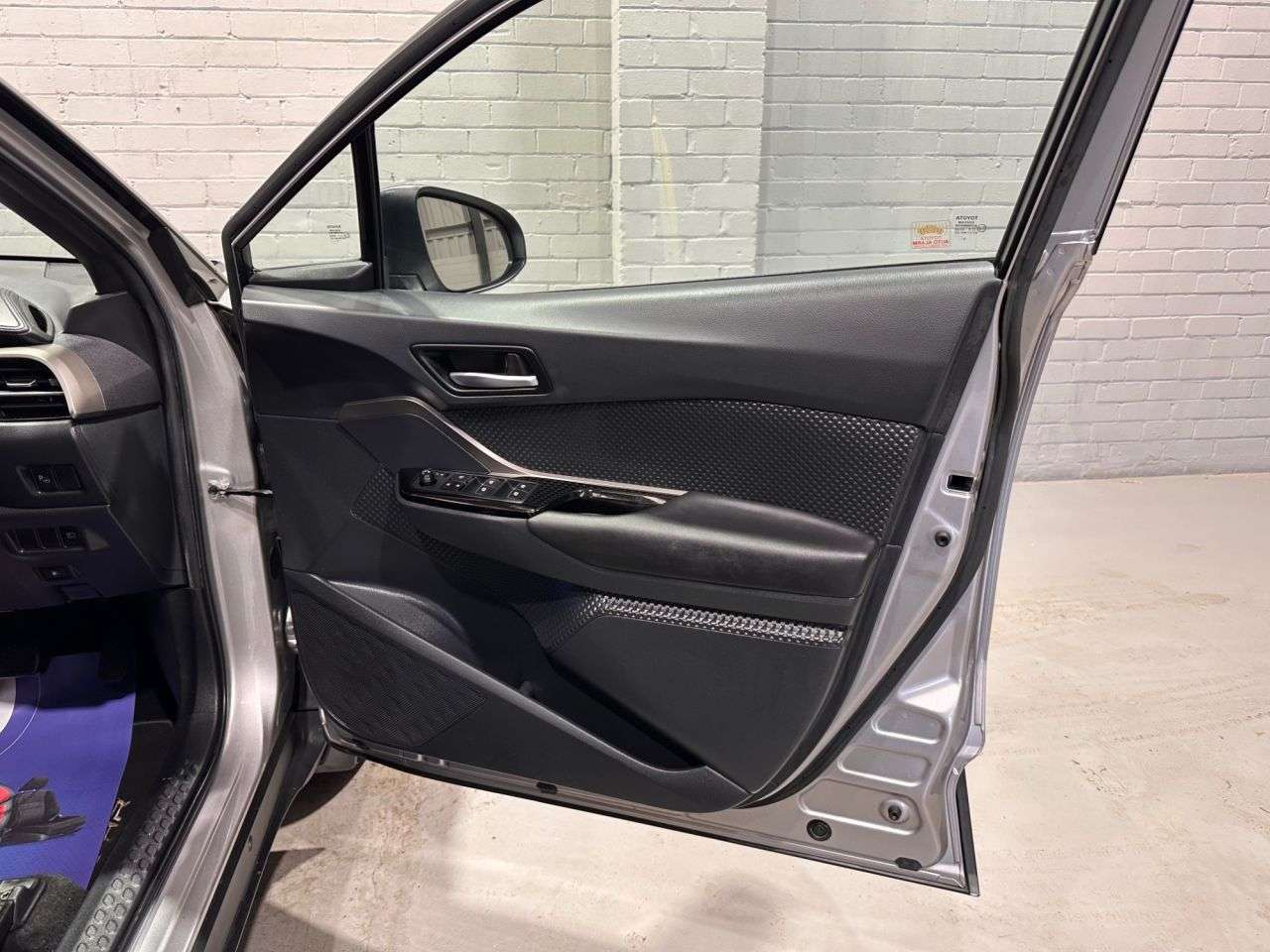 2018 TOYOTA C-HR 2018 TOYOTA C-HR