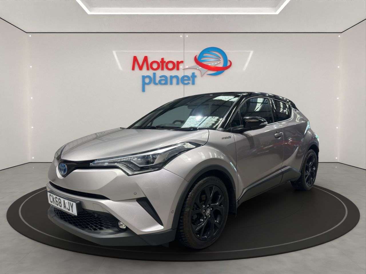 A 2018 TOYOTA C-HR 1.8 VVT-h Dynamic SUV 5dr Petrol Hybrid CVT Euro 6 (s/s) (122 ps) A 2018 TOYOTA C-HR 1.8 VVT-h Dynamic SUV 5dr Petrol Hybrid CVT Euro 6 (s/s) (122 ps)