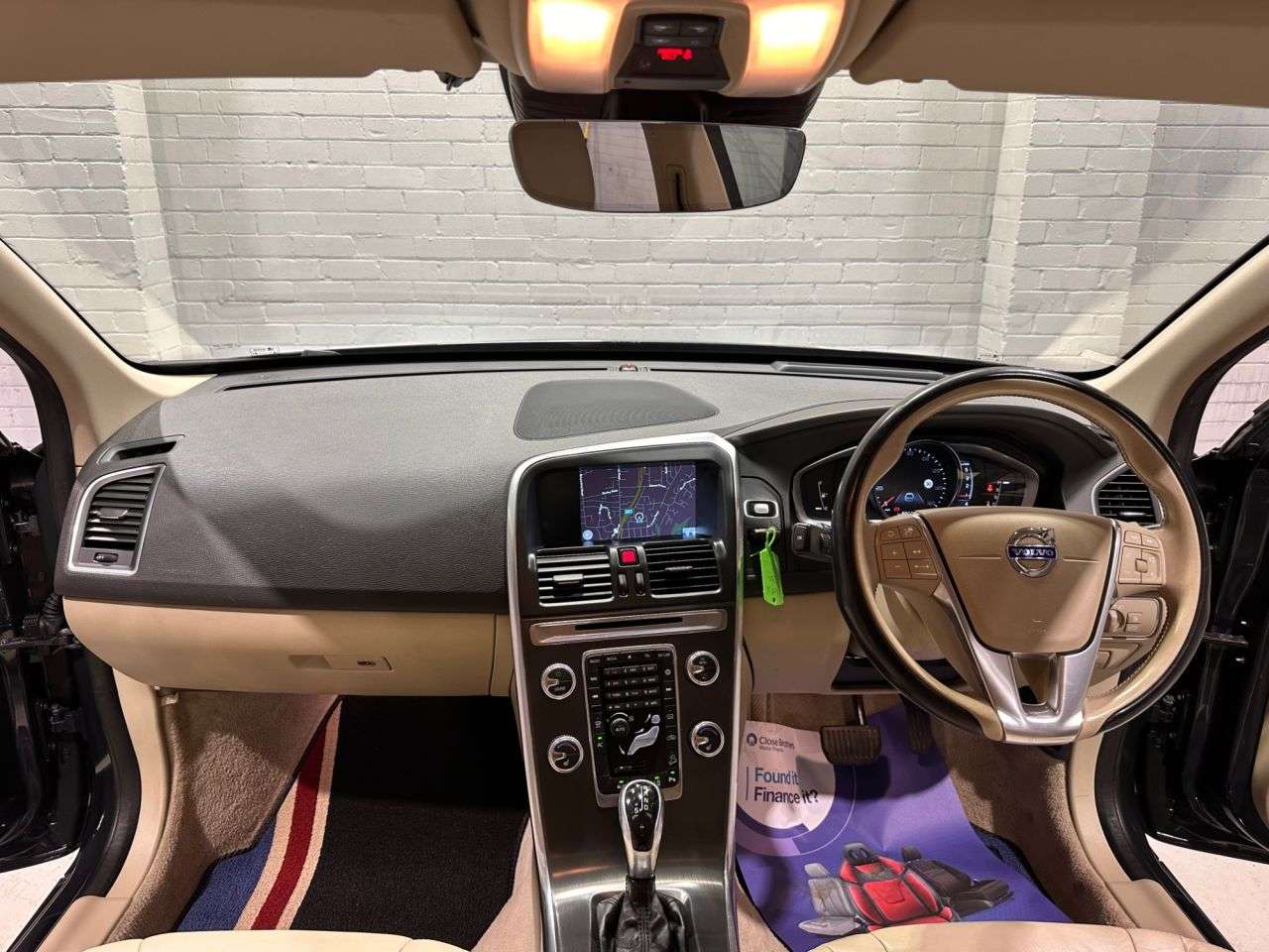 2014 VOLVO XC60 2014 VOLVO XC60
