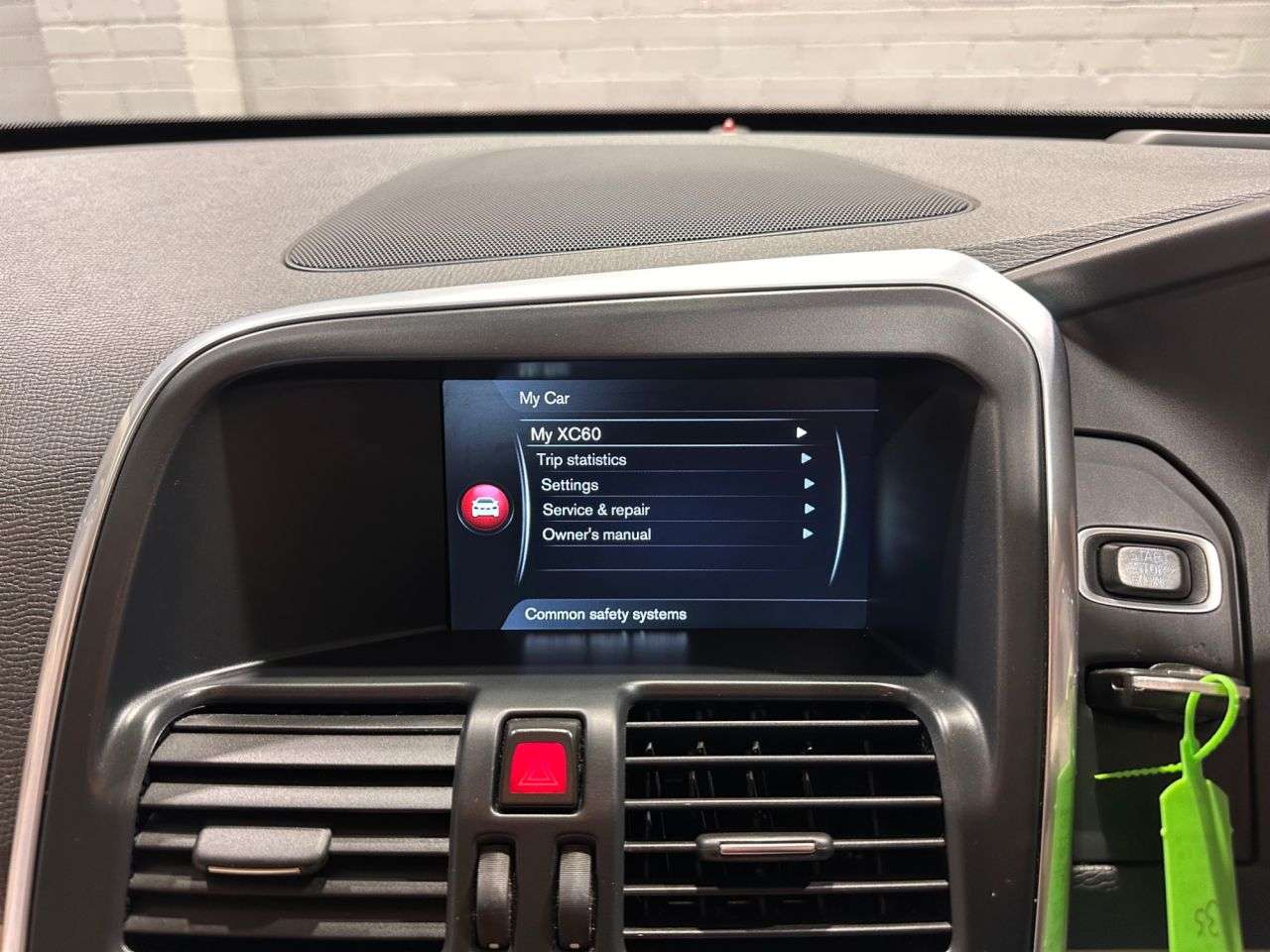 2014 VOLVO XC60 2014 VOLVO XC60