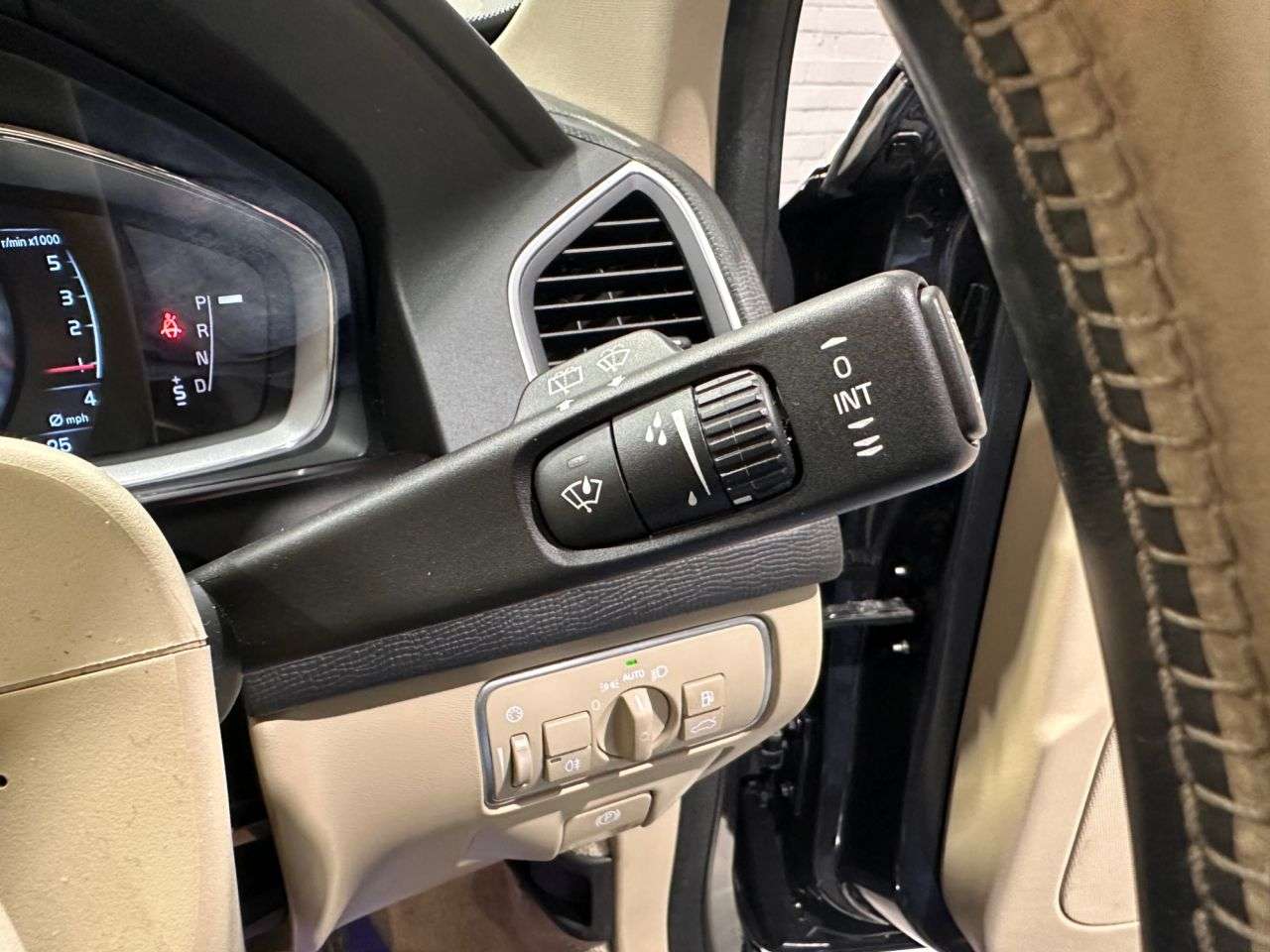 2014 VOLVO XC60 2014 VOLVO XC60