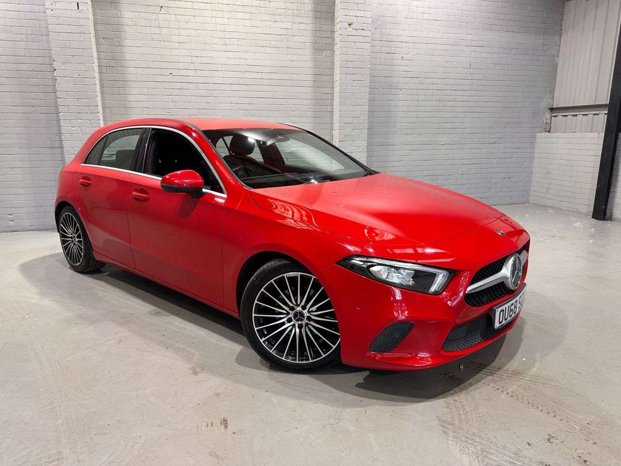 A 2018 MERCEDES-BENZ A-CLASS 1.3 A200 Sport (Executive) Hatchback 5dr Petrol 7G-DCT Euro 6 (s/s) (163 ps A 2018 MERCEDES-BENZ A-CLASS 1.3 A200 Sport (Executive) Hatchback 5dr Petrol 7G-DCT Euro 6 (s/s) (163 ps