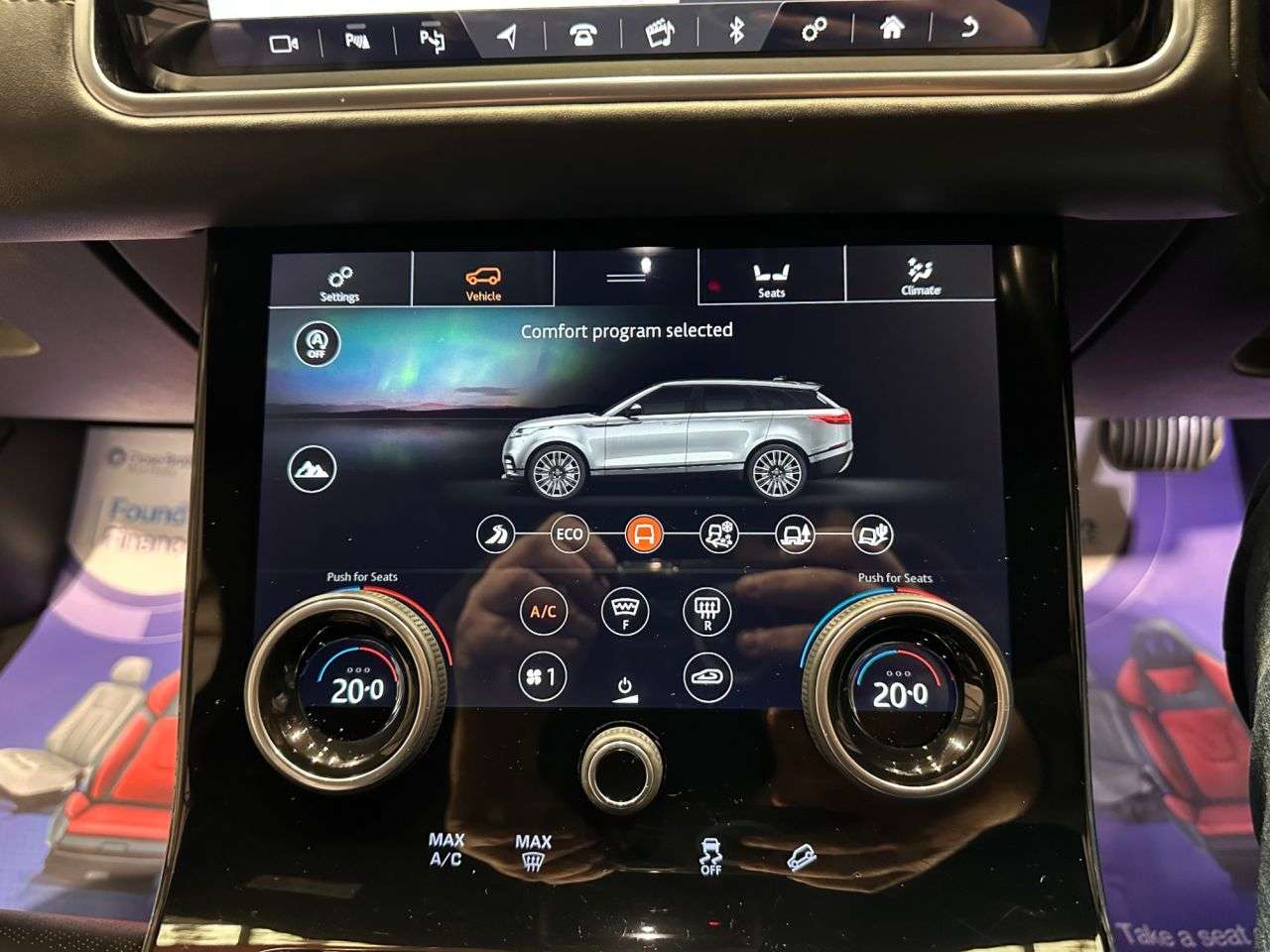 2019 LAND ROVER RANGE ROVER VELAR 2019 LAND ROVER RANGE ROVER VELAR